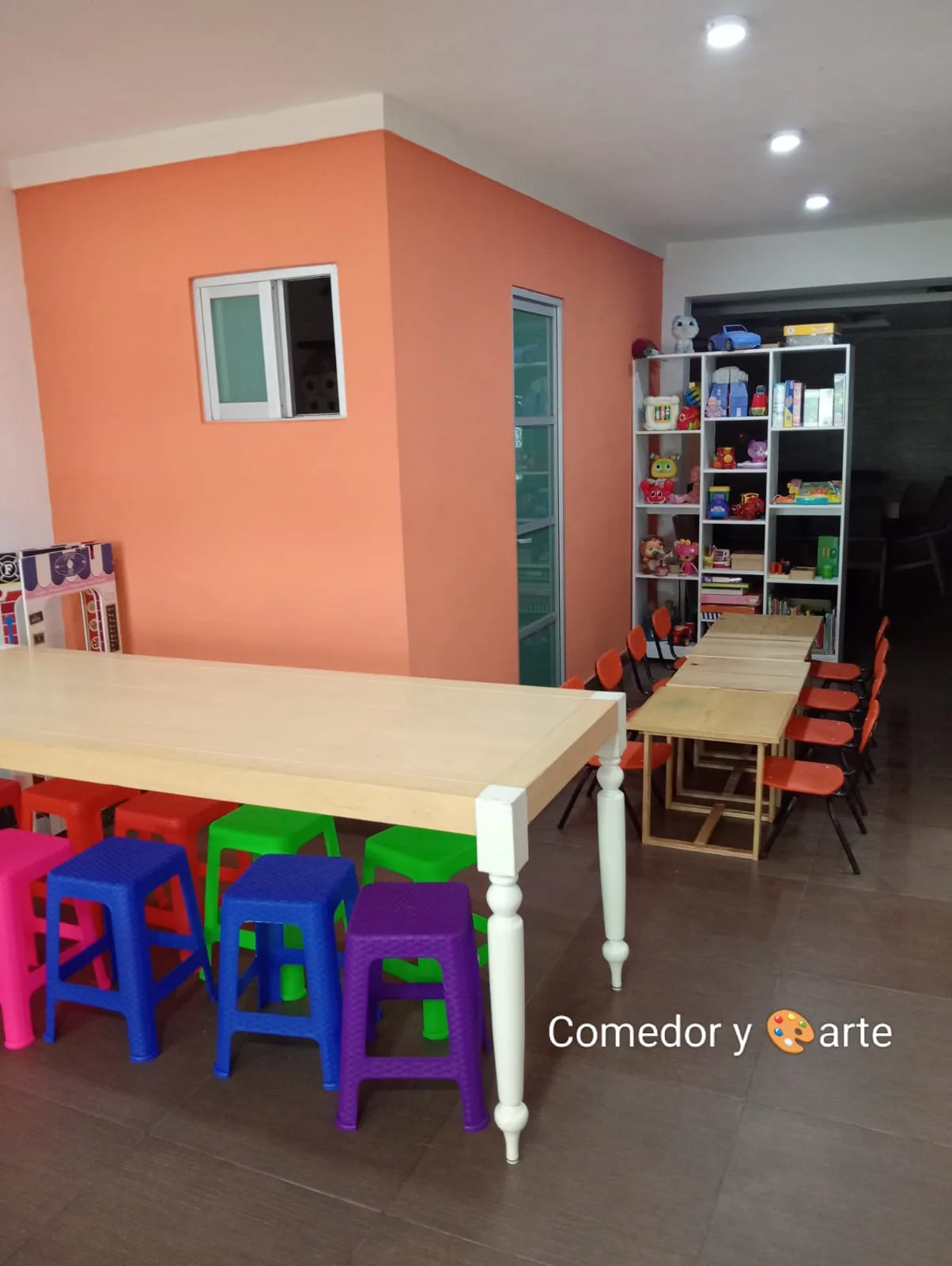 Escuela Especializada